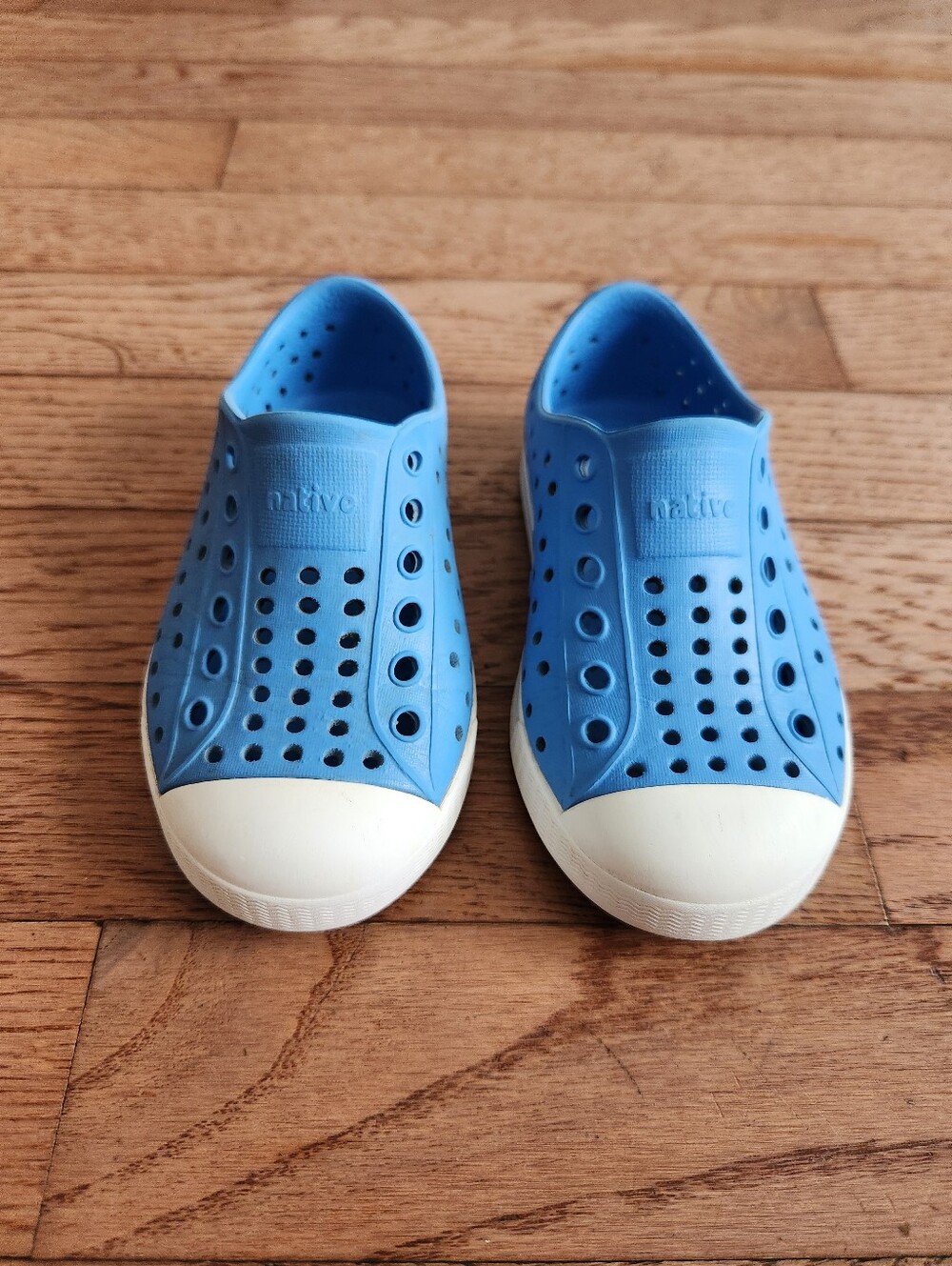 native Shoes Size 7 Toddler
